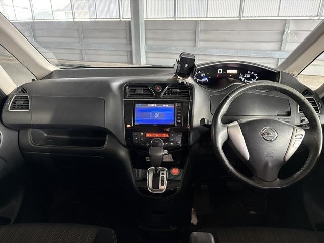 Nissan SERENA 2014 7689073-2