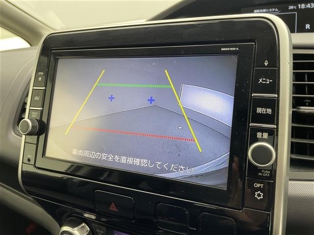 Nissan SERENA 2017 7689074-17