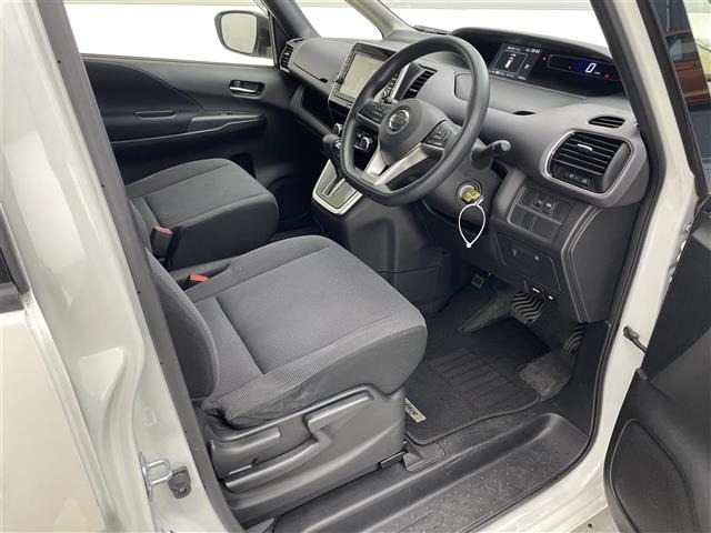 Nissan SERENA 2017 7689074-2
