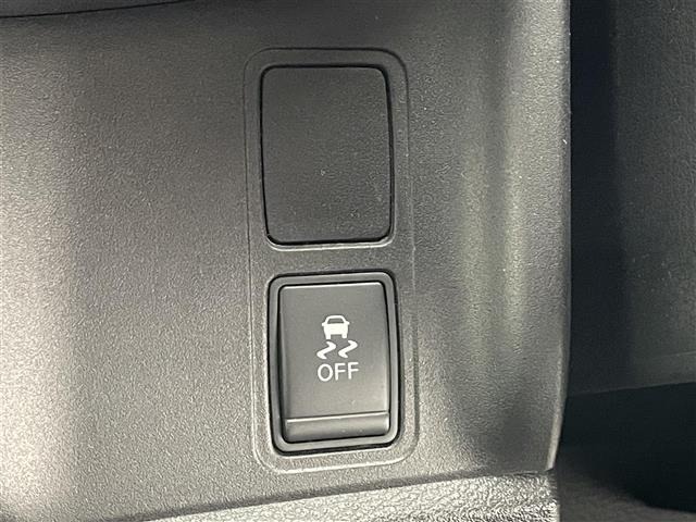 Nissan SERENA 2017 7689074-20