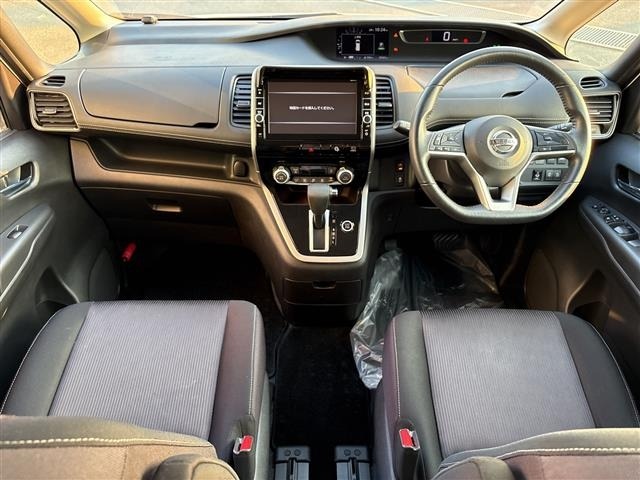 Nissan SERENA 2017 7689075-2