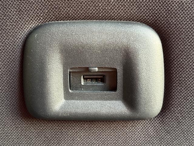 Nissan SERENA 2017 7689075-21