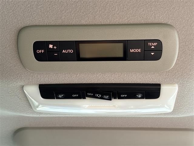 Nissan SERENA 2017 7689075-5