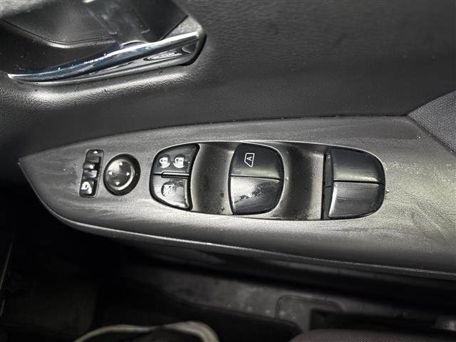Nissan SERENA 2017 7689076-11