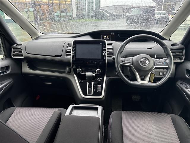 Nissan SERENA 2017 7689076-15