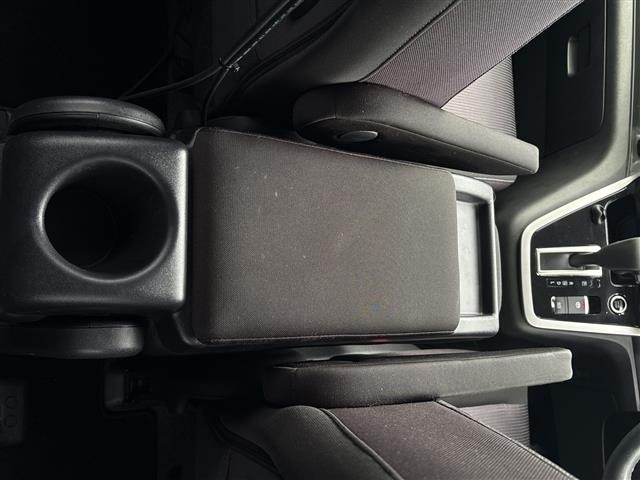 Nissan SERENA 2017 7689076-2