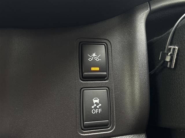 Nissan SERENA 2017 7689076-6