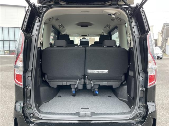 Nissan SERENA 2021 7689077-11