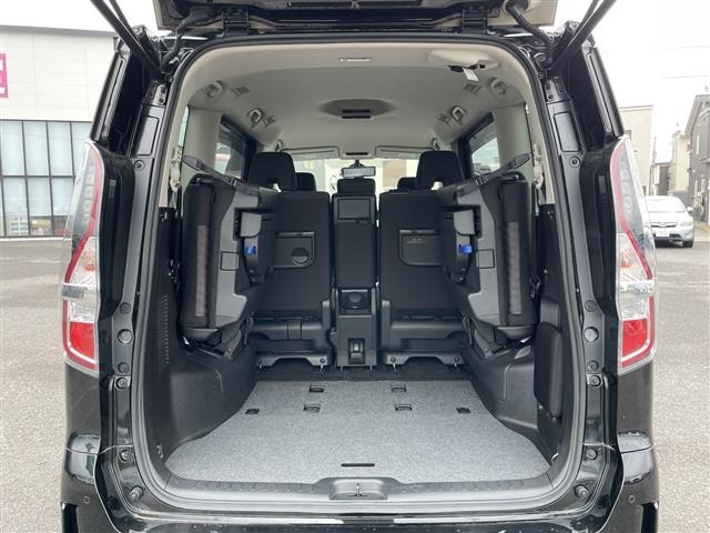 Nissan SERENA 2021 7689077-12