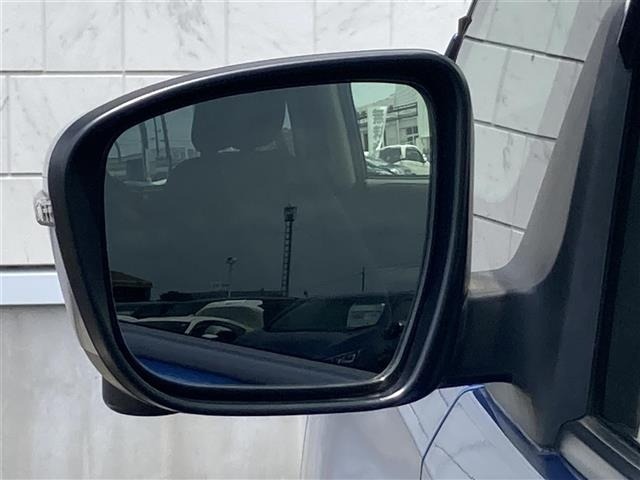 Nissan SERENA 2018 7689079-25