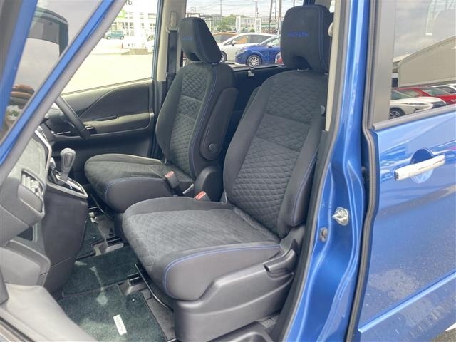 Nissan SERENA 2018 7689079-29