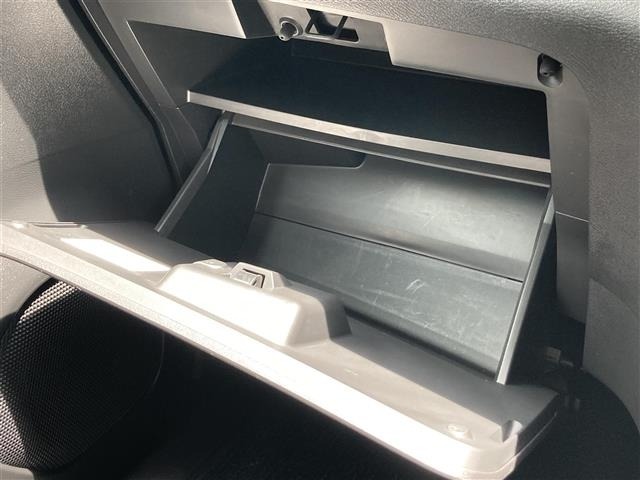 Nissan SERENA 2018 7689079-6