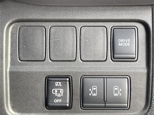 Nissan SERENA 2022 7689080-11