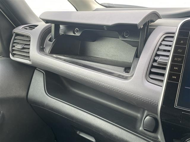 Nissan SERENA 2022 7689080-2