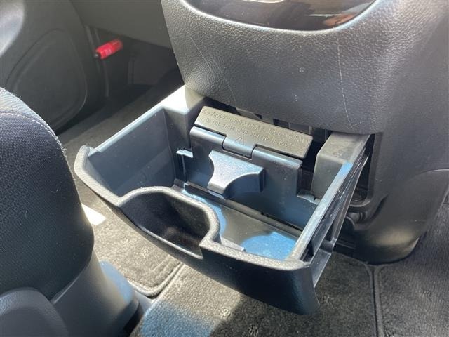 Nissan SERENA 2015 7689081-12