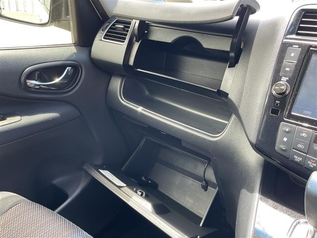 Nissan SERENA 2015 7689081-22