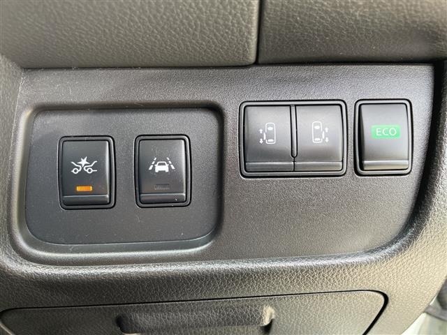 Nissan SERENA 2015 7689081-3