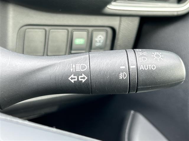 Nissan SERENA 2018 7689082-3