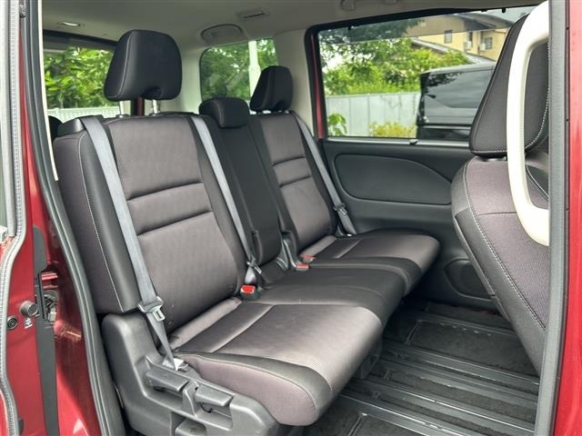 Nissan SERENA 2018 7689082-6
