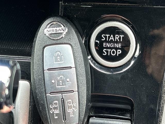 Nissan SERENA 2018 7689082-8