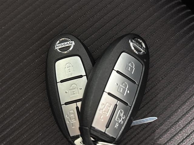 Nissan SERENA 2018 7689084-12