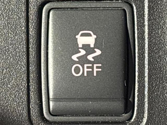 Nissan SERENA 2018 7689084-2