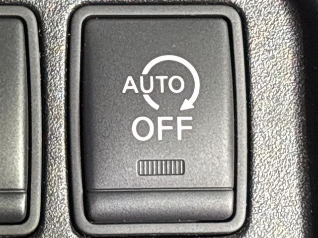Nissan SERENA 2018 7689084-6