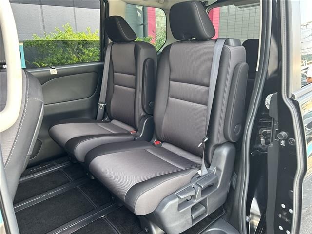 Nissan SERENA 2022 7689086-4
