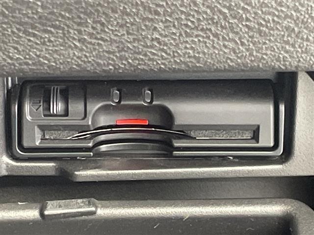 Nissan SERENA 2016 7689088-17
