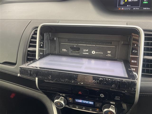Nissan SERENA 2016 7689088-9