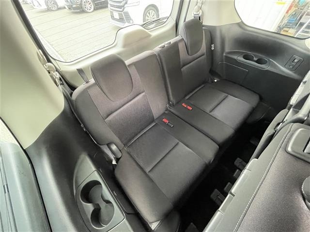 Nissan SERENA 2018 7689097-10