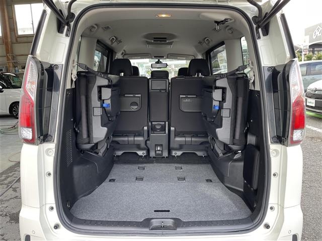 Nissan SERENA 2018 7689097-11