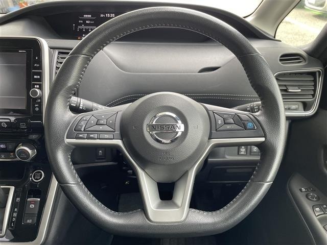 Nissan SERENA 2018 7689097-4