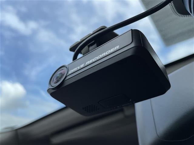 Nissan SERENA 2018 7689097-5
