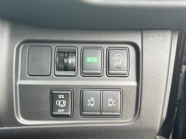 Nissan SERENA 2017 7689099-1