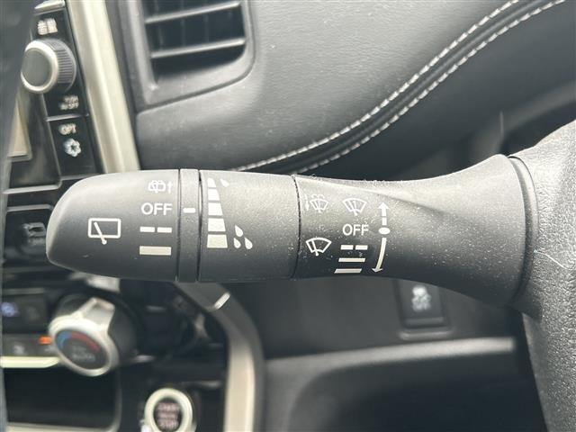 Nissan SERENA 2017 7689099-16