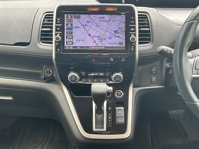 Nissan SERENA 2017 7689099-24