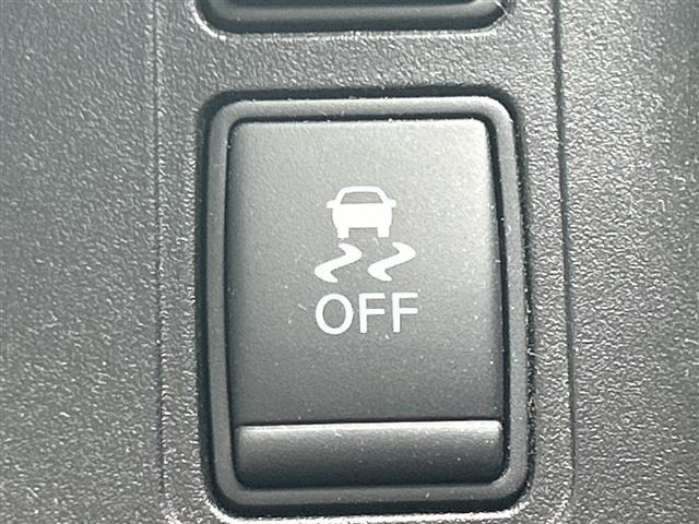 Nissan SERENA 2017 7689099-39