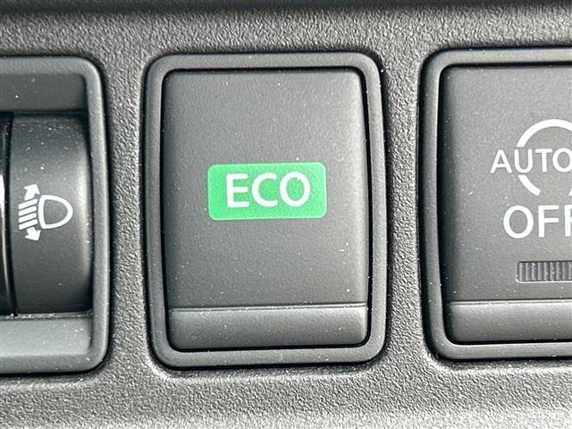 Nissan SERENA 2017 7689099-4