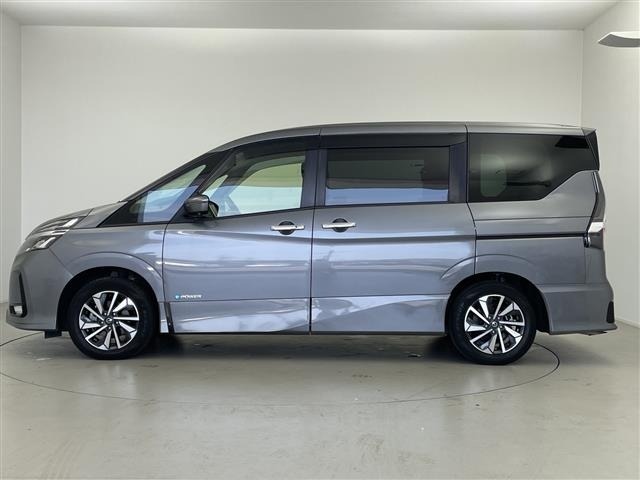 Nissan SERENA 2022 7689101-2