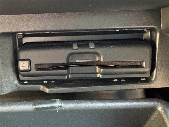 Nissan SERENA 2022 7689101-22