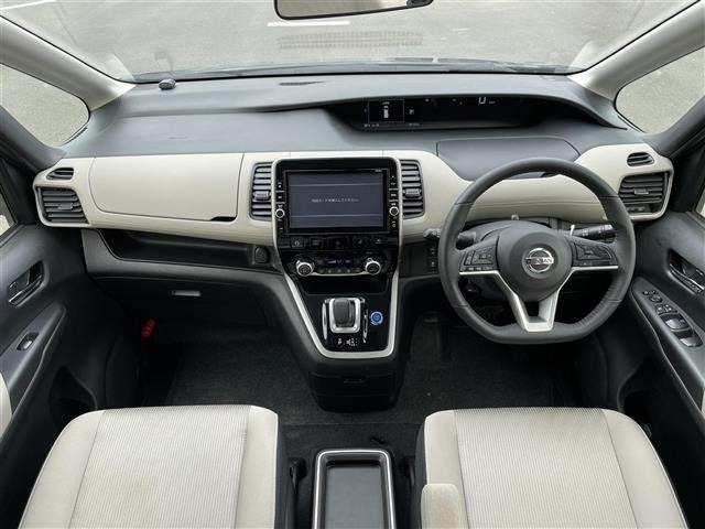 Nissan SERENA 2018 7689102-14