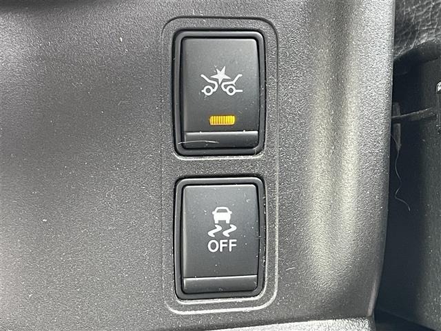 Nissan SERENA 2018 7689102-5
