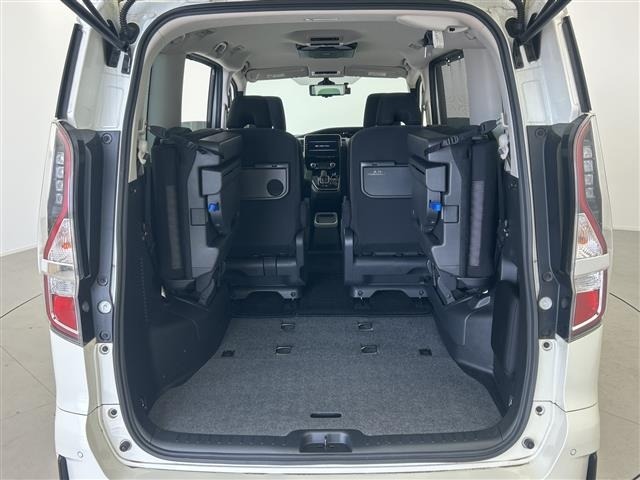 Nissan SERENA 2022 7689105-21