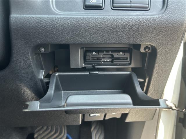 Nissan SERENA 2022 7689105-5