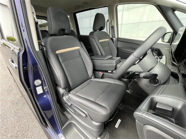 Nissan SERENA 2024 7689106-6