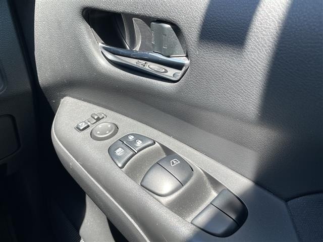 Nissan SERENA 2020 7689107-11