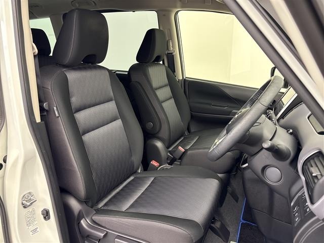 Nissan SERENA 2022 7689108-11