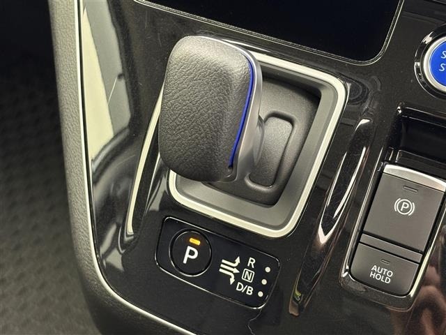 Nissan SERENA 2021 7689109-2