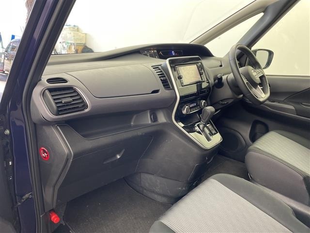 Nissan SERENA 2021 7689110-12